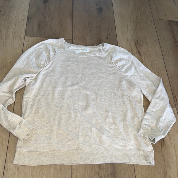 Maurices Tops - Maurices lightweight sweatshirt